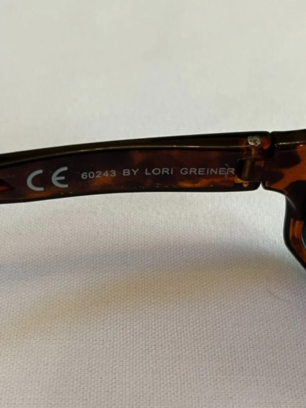 LORI GREINER | Foldable Tortoise Shell frames Sunglasses 60243 NX14-EUC